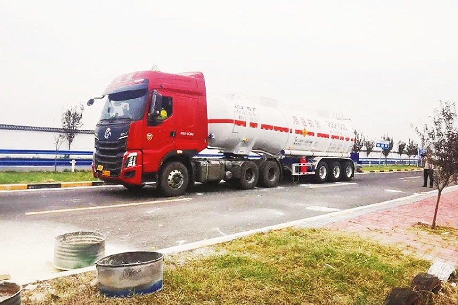 乘龍H5超輕版助力河南省危運(yùn)處置大比武，成道路貨物運(yùn)輸新標(biāo)桿